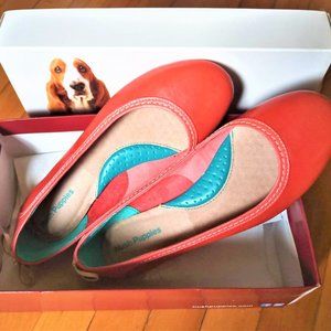 Hush Puppies Chaste Skimmer Flats, Coral Leather, Size 8.5M